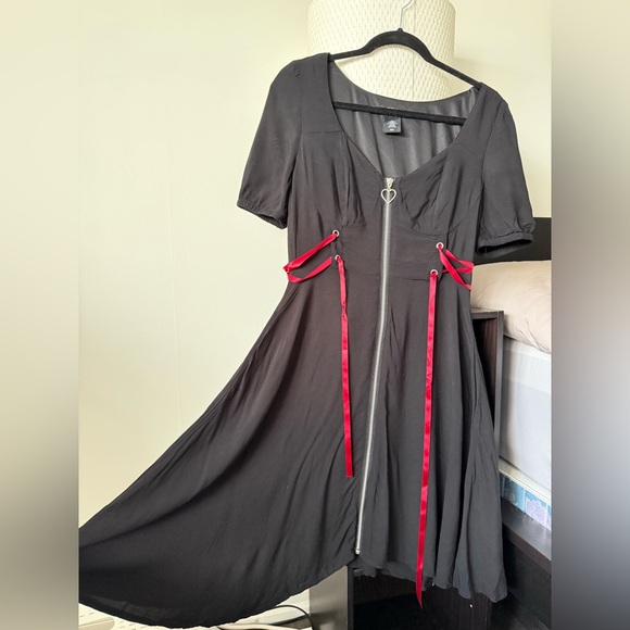 Hot Topic Black Front Zipper Lace up Dress (runs large!) - Picture 6 of 6